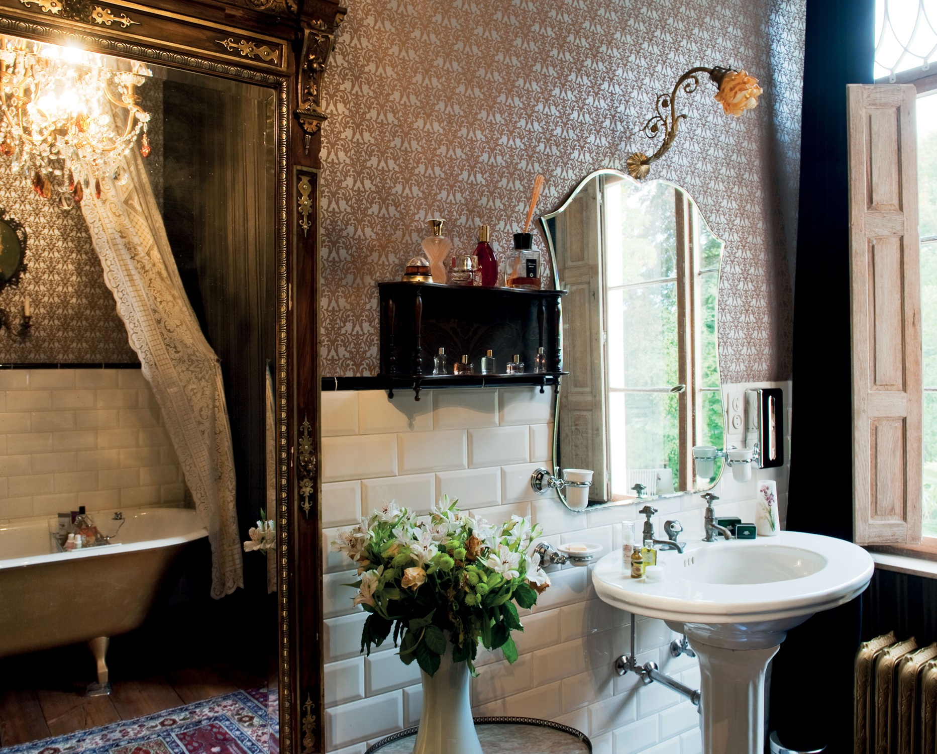 Обои Loymina Renaissance Brocade NK2 010/1 10,05×1 фото в интерьере